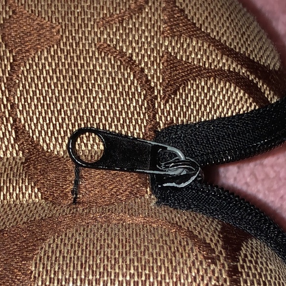Coach Sunglasses ? ?️ case main image 7
